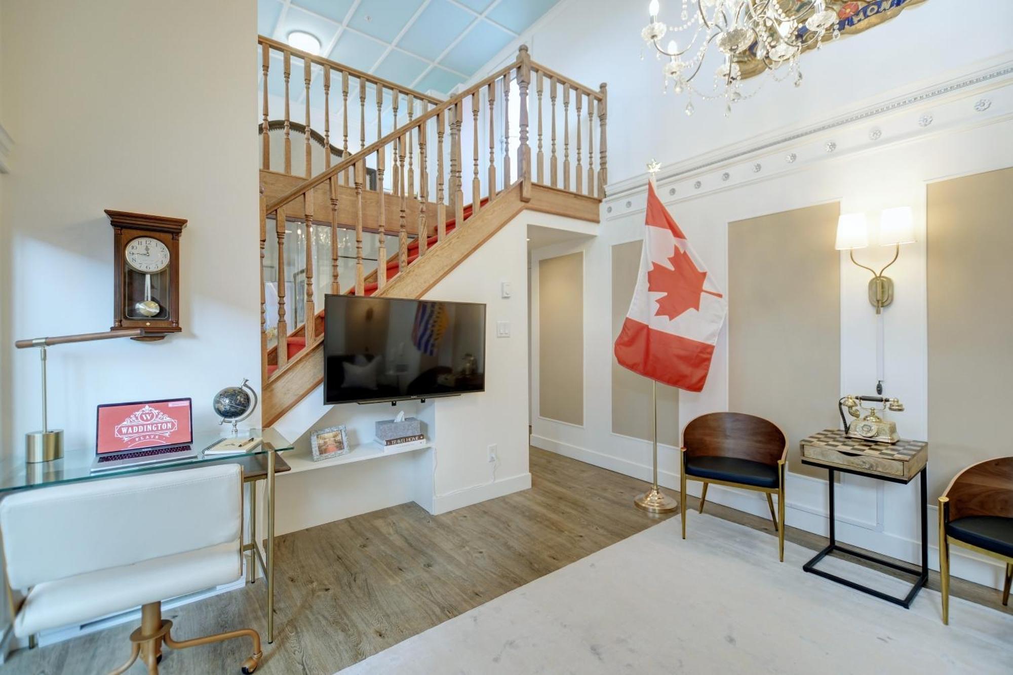 Victoria'S Parliamentary Suite With Private Rooftop Patio & Harbour View Exterior foto